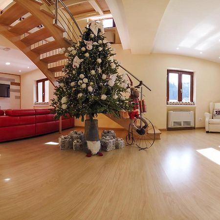 Abete Bianco - Albergo Del Natale Camigliatello Silano Luaran gambar