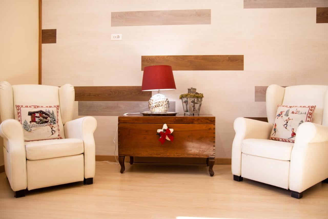 Abete Bianco - Albergo Del Natale Camigliatello Silano Luaran gambar